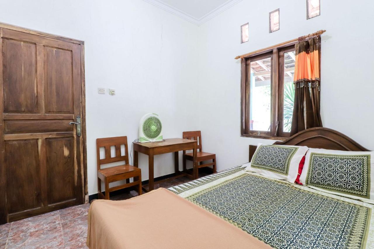 Rock Garden Homestay&Resto Tepus Exterior foto